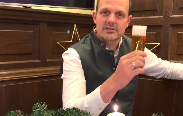 Bild Chef vum Deens ...